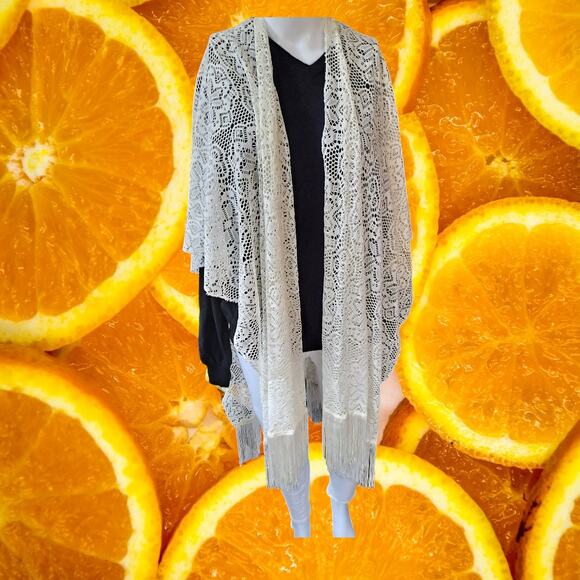 White Crochet Doily Open Front Cape‎ Size OSFM - Picture 6 of 6